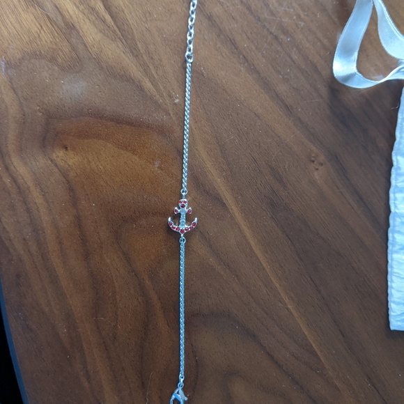 Guess Anchor Bracelet - Picture 3 of 5